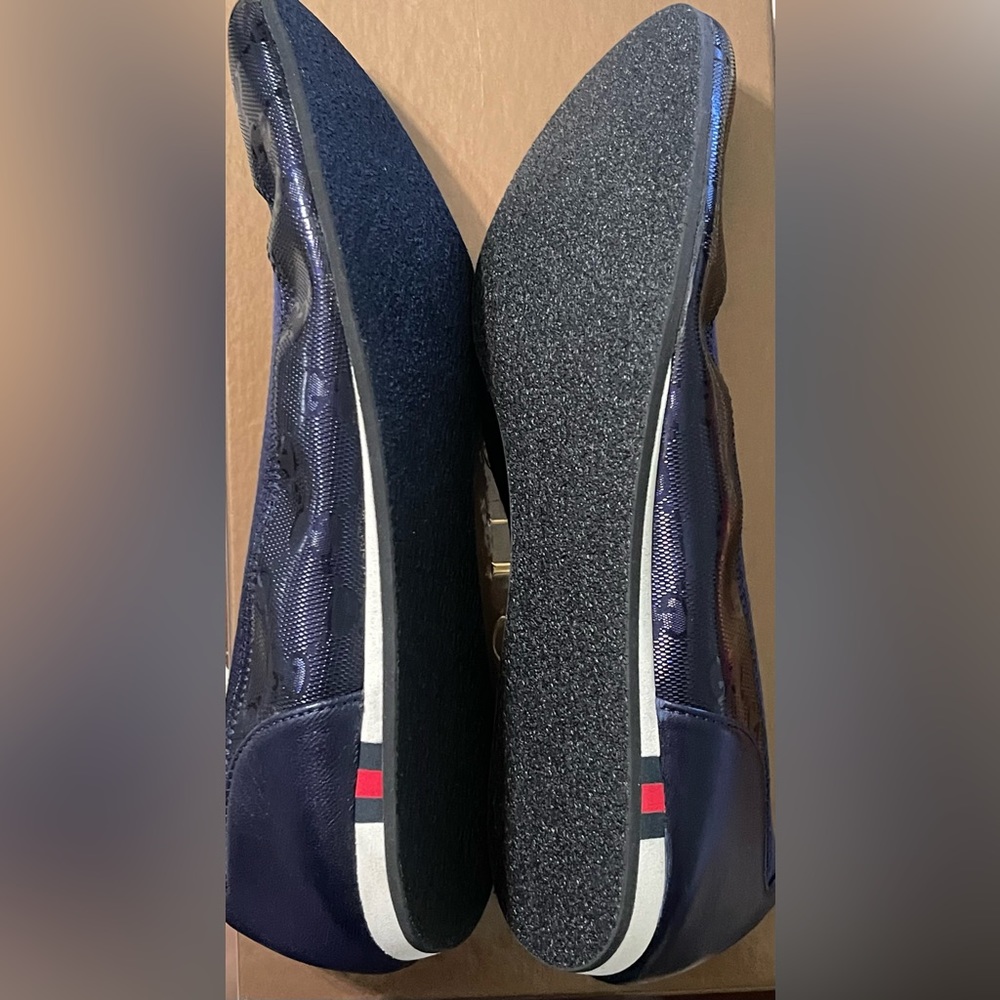 Like New Gucci Imprime Monogram Ballerina Flats - Picture 6 of 9